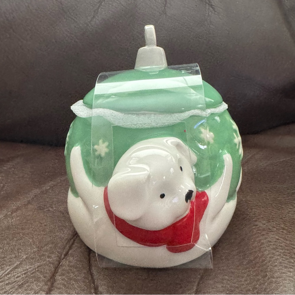 Puppy with Christmas Ornament 18oz Ceramic Holiday Mug with Topper Lid - Picture 7 of 11